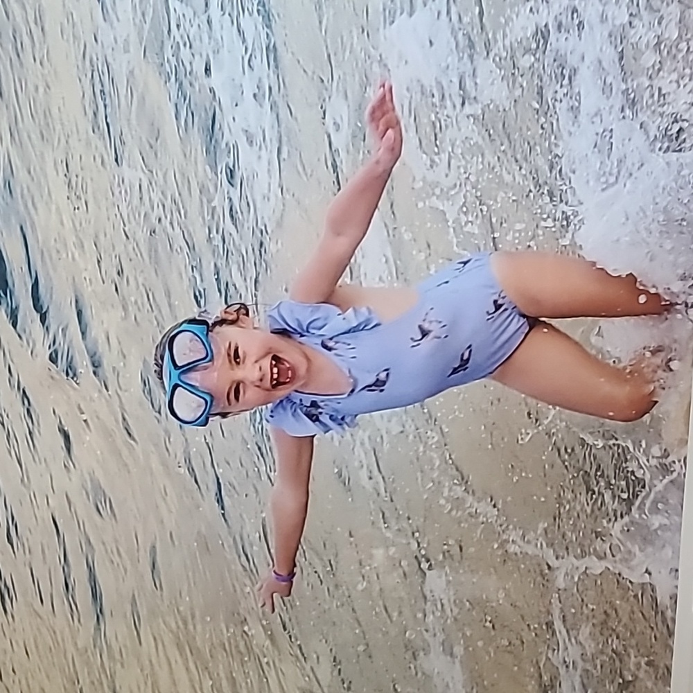 ADORABLE like new size 6 girls Deer ruffle one piece boutique swimsuit 🦌 🤍